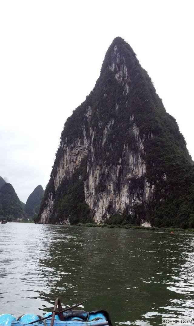 第18届世界何氏恳亲联谊大会圆满闭幕