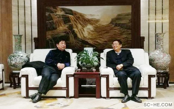 何新炎对四川何氏宗亲总会进行走访调研